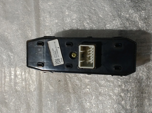 HYUNDAI 93575F1000 в наличии Днепр