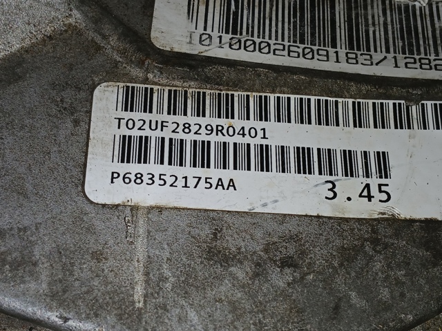 CHRYSLER P68352175AA в наличии Черкассы