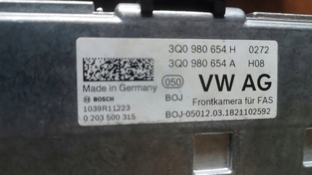 VAG 3Q0980654C Камера заднего вида в наличии Чернигов