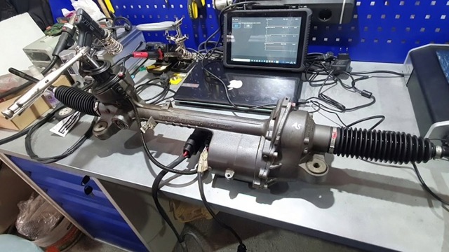4M1423055M Рейка рулевая купить Черновцы