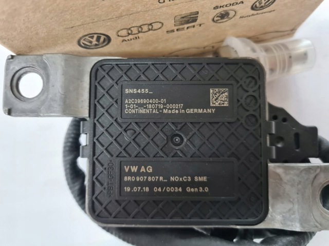 VAG 8R0907807P Датчик оксидов азота NOX в наличии Николаев