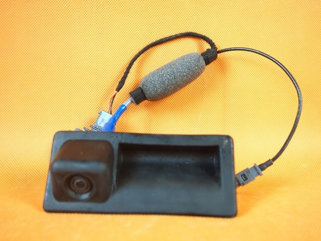 VAG 8T8827569A в наличии Львов