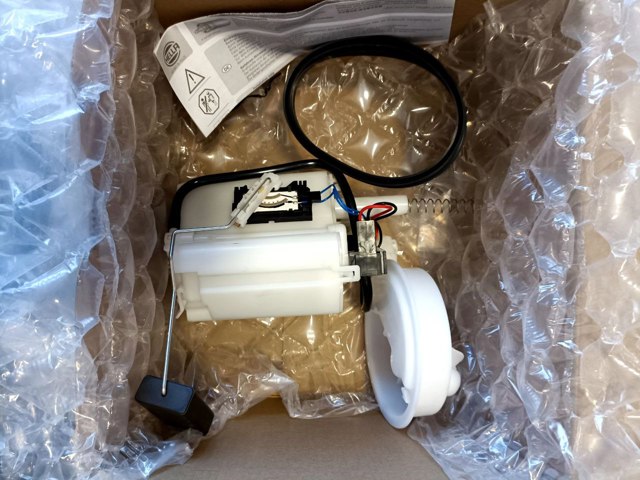 MAGNETI MARELLI 313011313041 Модуль топливного насоса с датчиком уровня топлива в наличии Черновцы