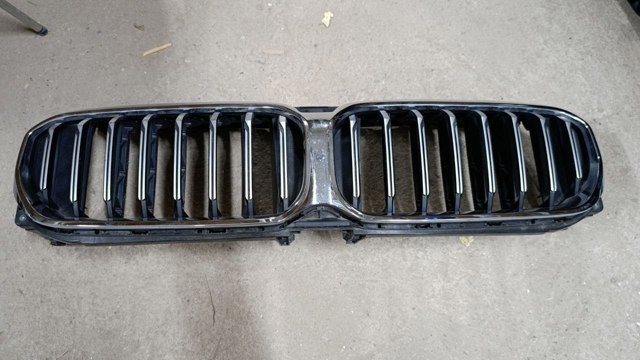 Жалюзи радиатора 51119498612 BMW