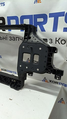 HYUNDAI 64101CU000 Рамка радиатора в наличии Ирпень