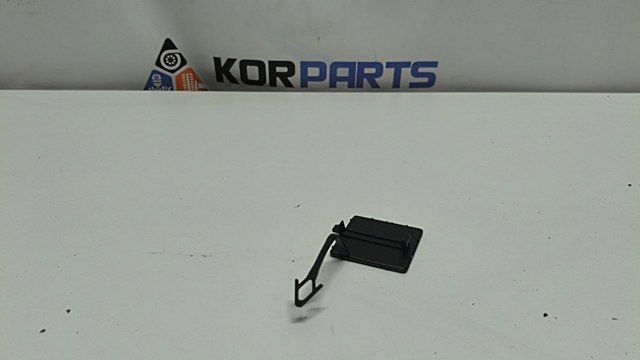 HYUNDAI 86589GI000 Заглушка бампера буксировочного крюка передняя в наличии Черновцы