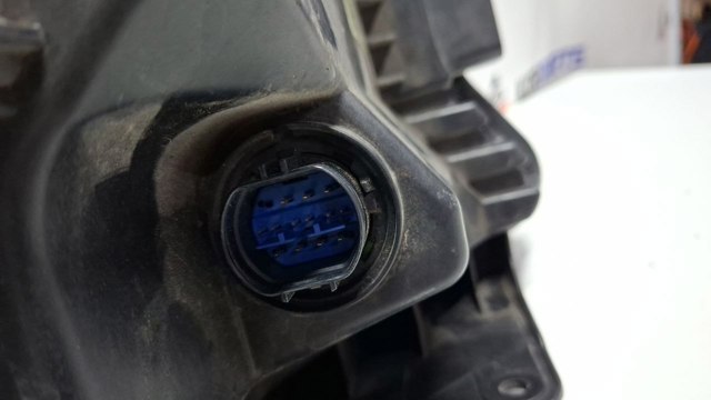 HYUNDAI 92102P2120 Фара правая в наличии Сумы