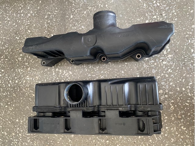 6460900537 MERCEDES Коллектор впускной купить в Кривой Рог