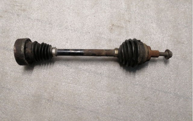 VAG 1K0407271HN Полуось (привод) передняя левая в наличии Полтава