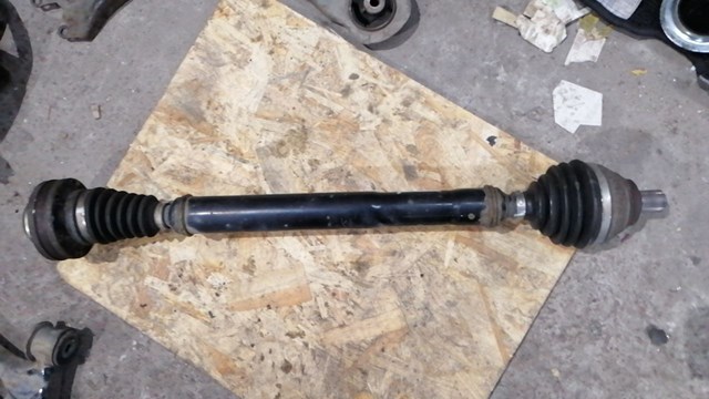 Привод правый 5C0407272AA VAG
