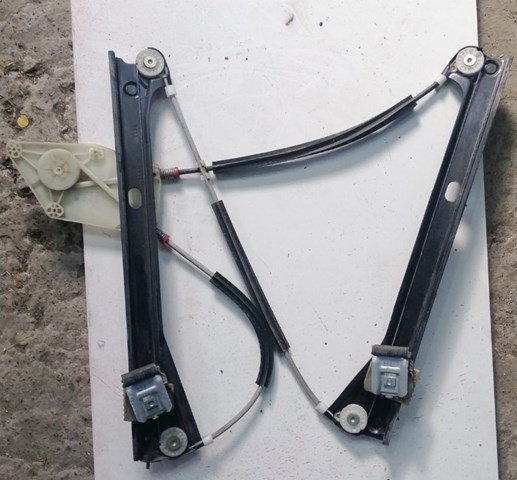Стеклоподъемник передней левой двери 6R4837461D VAG