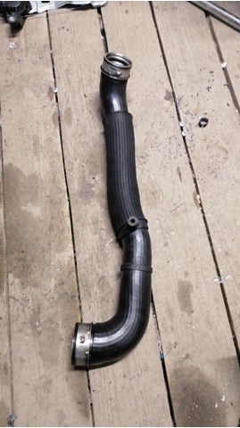 Шланг интеркуллера 7L6145979C VAG