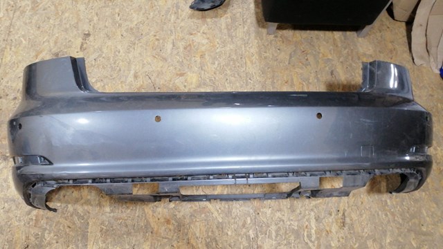 Задний бампер 8V5807067GRU VAG