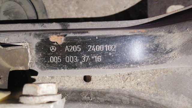 Крепление трансмиссии A2052400102 MERCEDES