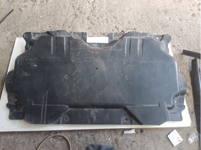 A2055240230 MERCEDES Защита двигателя купить в Николаев