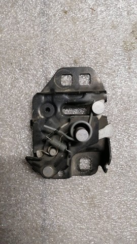 Замок капота, правый DS7A16700AE FORD