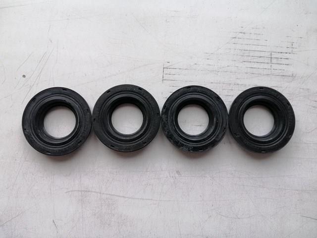 03L103070A VAG кольцо уплотнительное свечного колодца
