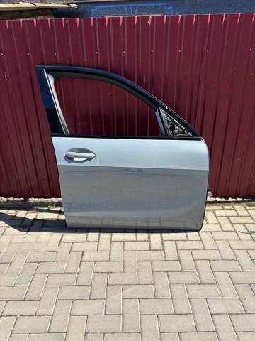 Пассажирская передняя дверь 41518738552 BMW