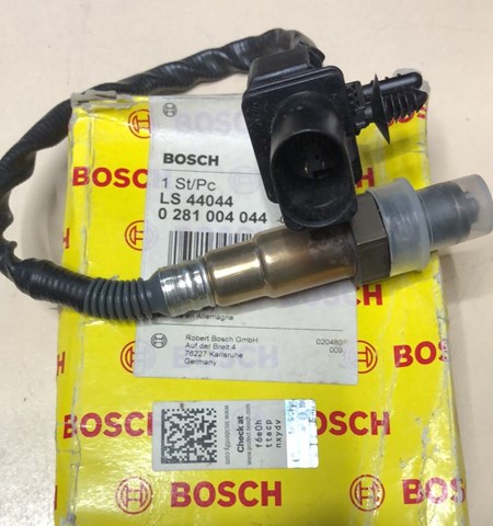 Датчик концентрации кислорода в отработавших газах 0281004044 BOSCH