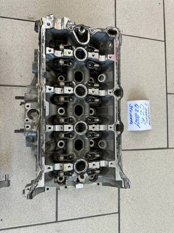 VAG 06K103063BJ Головка блока цилиндров (ГБЦ) в наличии Черновцы
