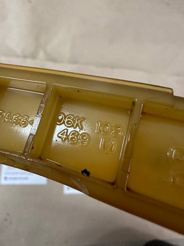 06K109469M VAG Успокоитель цепи ГРМ, левый купить в Украина