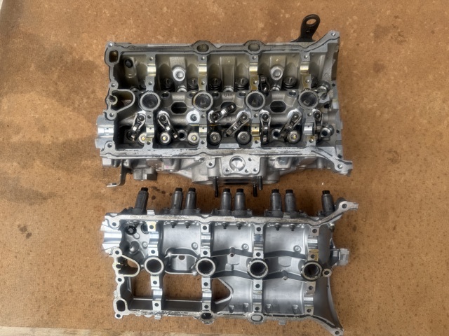 Головка двигателя 06N103063F VAG