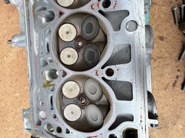 VAG 06N103063F Головка блока цилиндров (ГБЦ) в наличии Каменское