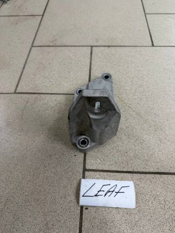 NISSAN 112323NF0A Кронштейн подушки (опоры) двигателя правой в наличии Ужгород