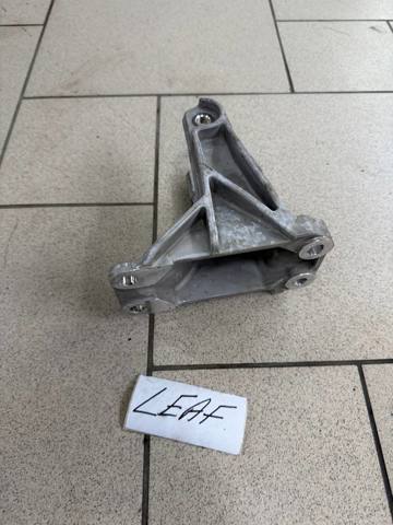 113333NF0A NISSAN Кронштейн подушки (опоры) двигателя задней купить в Львов