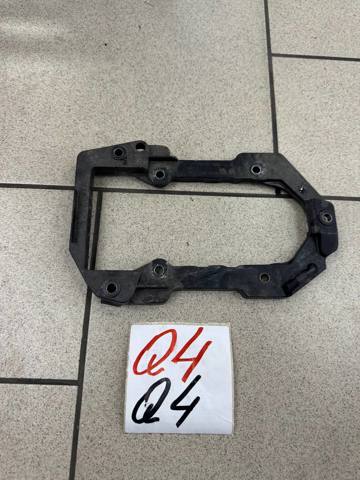 Кронштейн компрессора кондиционера 1EA816579B VAG