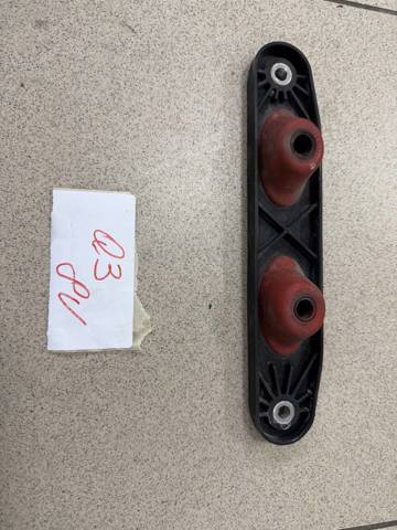 Подушки глушителя 1K0253144BD VAG