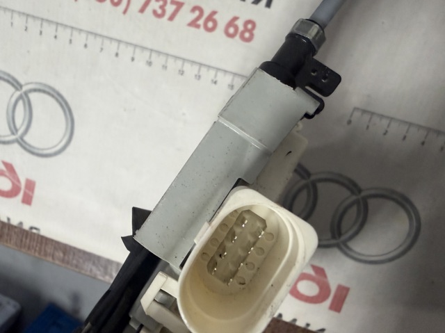 4G0839015C Замок двери задней левой купить Одесса