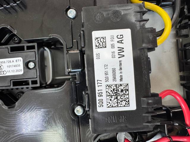 VAG 4K0947135AL в наличии Украина