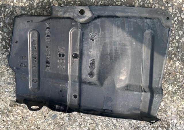 51443 42010 Toyota Защита двигателя правая