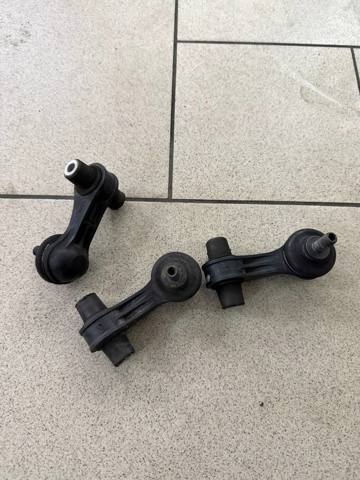 Стойка стабилизатора, заднего Фольксваген Гольф SPORTSVAN