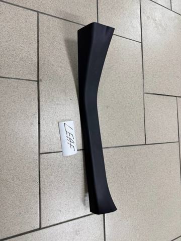 Накладка дверного порога внутренняя, задняя левая 769B73NF0A NISSAN