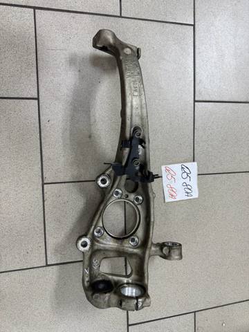 Цапфа передняя левая 80A407559 VAG