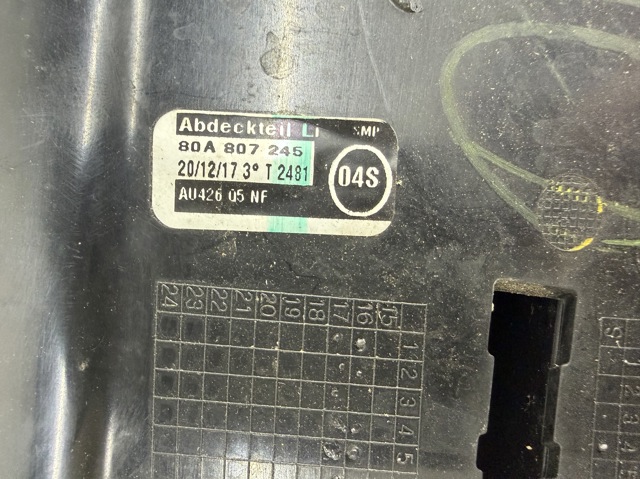 VAG 80A807245 Заглушка (решетка) противотуманных фар бампера переднего левая в наличии Запорожье