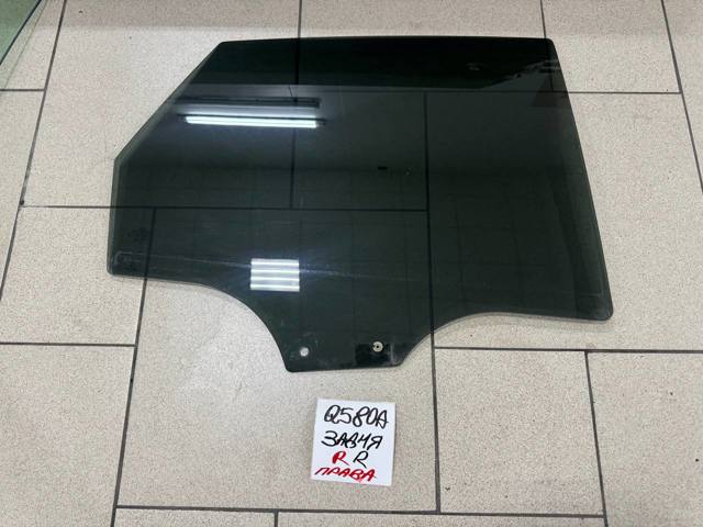 Стекло задней двери, правой 80A845206A VAG