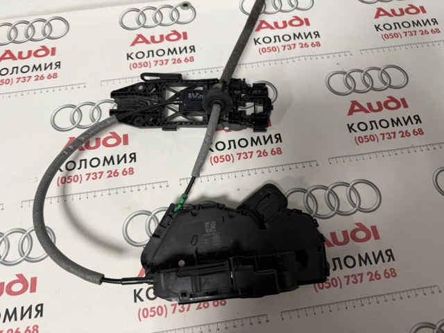 Замок задней левой двери 83A839015 VAG
