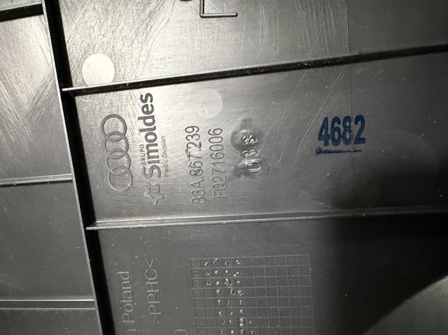 VAG 83A8672394PK в наличии Черновцы
