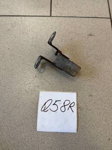 Крепление глушителя Фольксваген Пассат B6