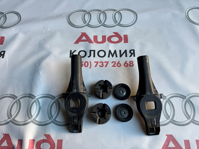 Подушка радиатора охлаждения, нижняя 8K0121276A VAG