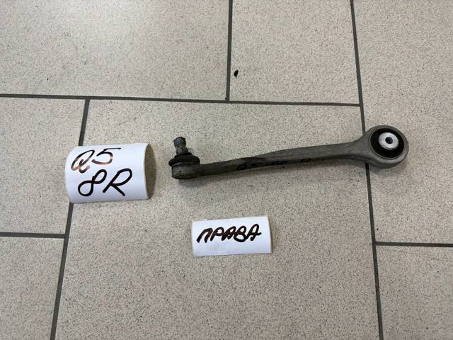Рычаг передней подвески верхний, правый 8K0407506A VAG