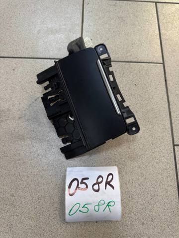 Пепельница центральной консоли 8K0857951CV10 VAG