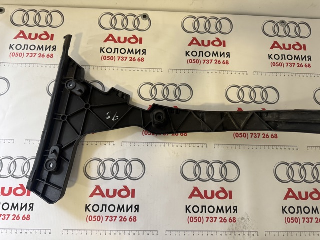 8R0807453B Направляющая заднего бампера левая купить Тернополь