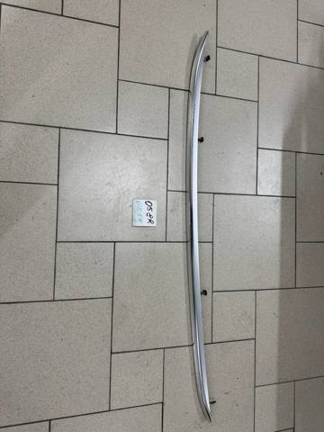 Рейлинг крыши правый 8R0860022J2ZZ VAG