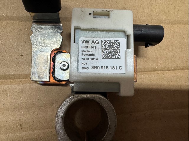 VAG 8R0915181C Кабель массы аккумулятора (АКБ) в наличии Сумы