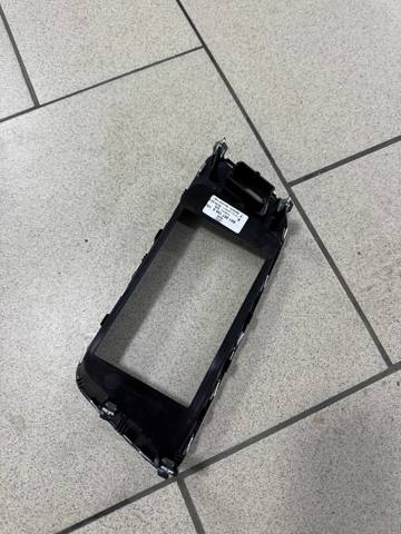 8R1857186SV58 VAG купить в Тернополь
