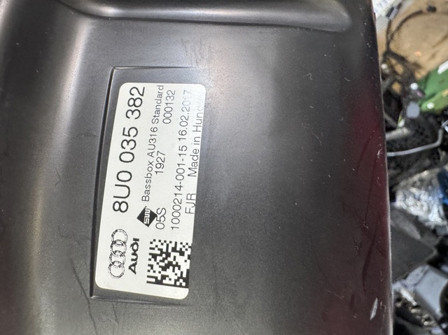 8U0035382 VAG купить в Полтава